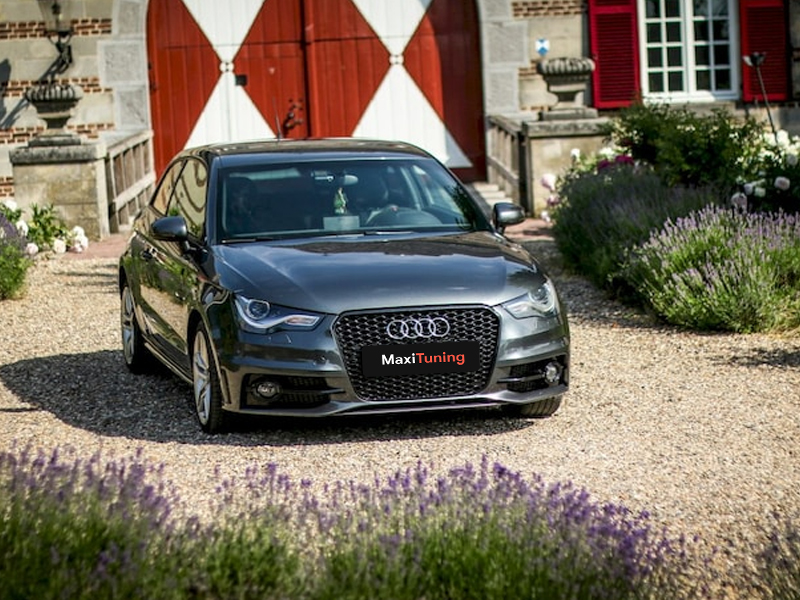 Audi A1 LIFT 2015-2018 Front Grill, Honeycomb Grill, RS1 Black Quattro style